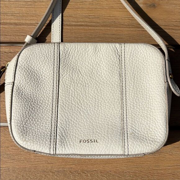 Fossil Gemma Crossbody Camera leather Cream white ivory Crossbody Bag EUC classy - Picture 2 of 11